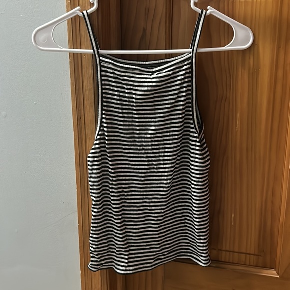 Tank top - Picture 2 of 4